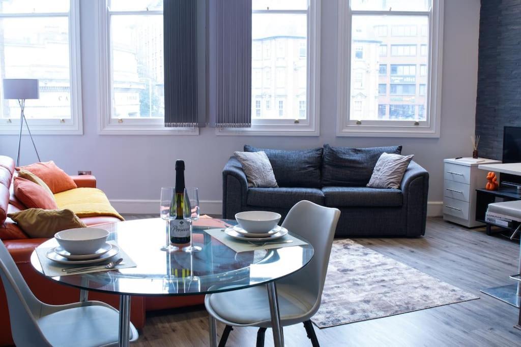Spacious Apartment In City Centre - Free Parking Nottingham Zewnętrze zdjęcie